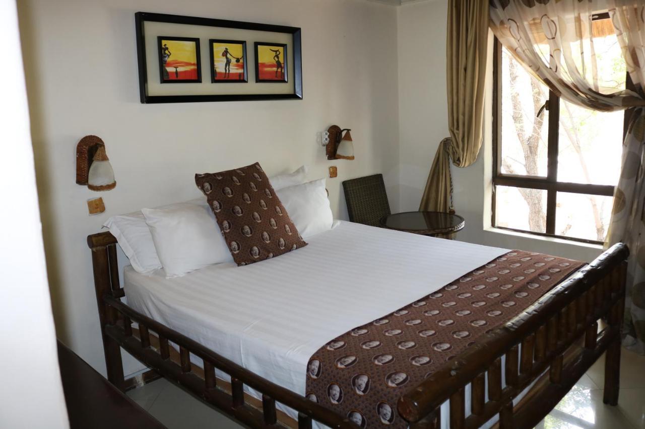 African Home Hotel Gaborone Luaran gambar