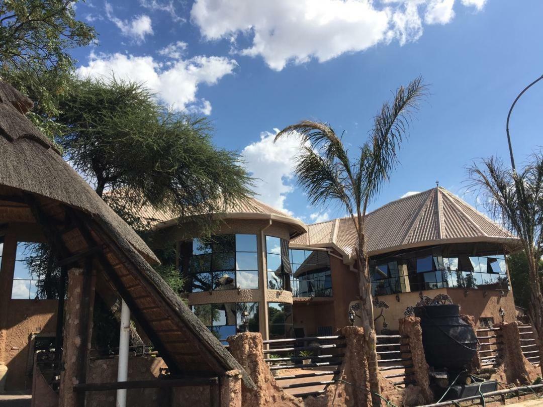 African Home Hotel Gaborone Luaran gambar