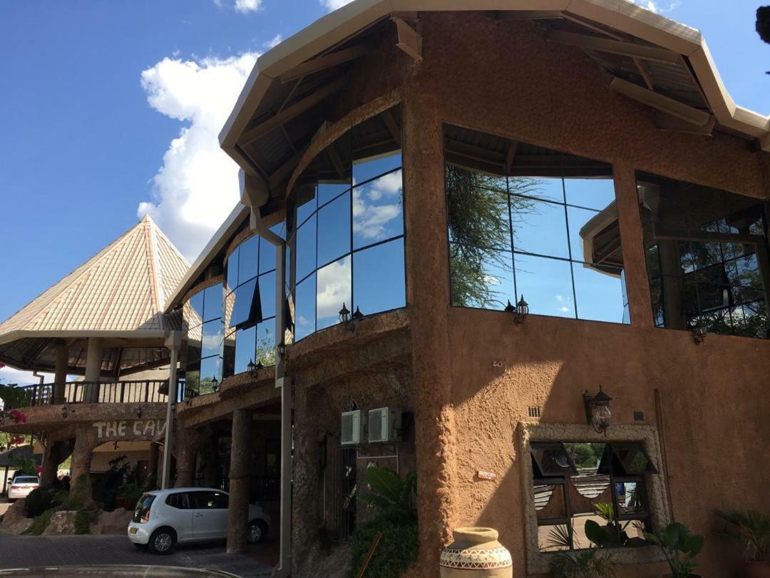 African Home Hotel Gaborone Luaran gambar
