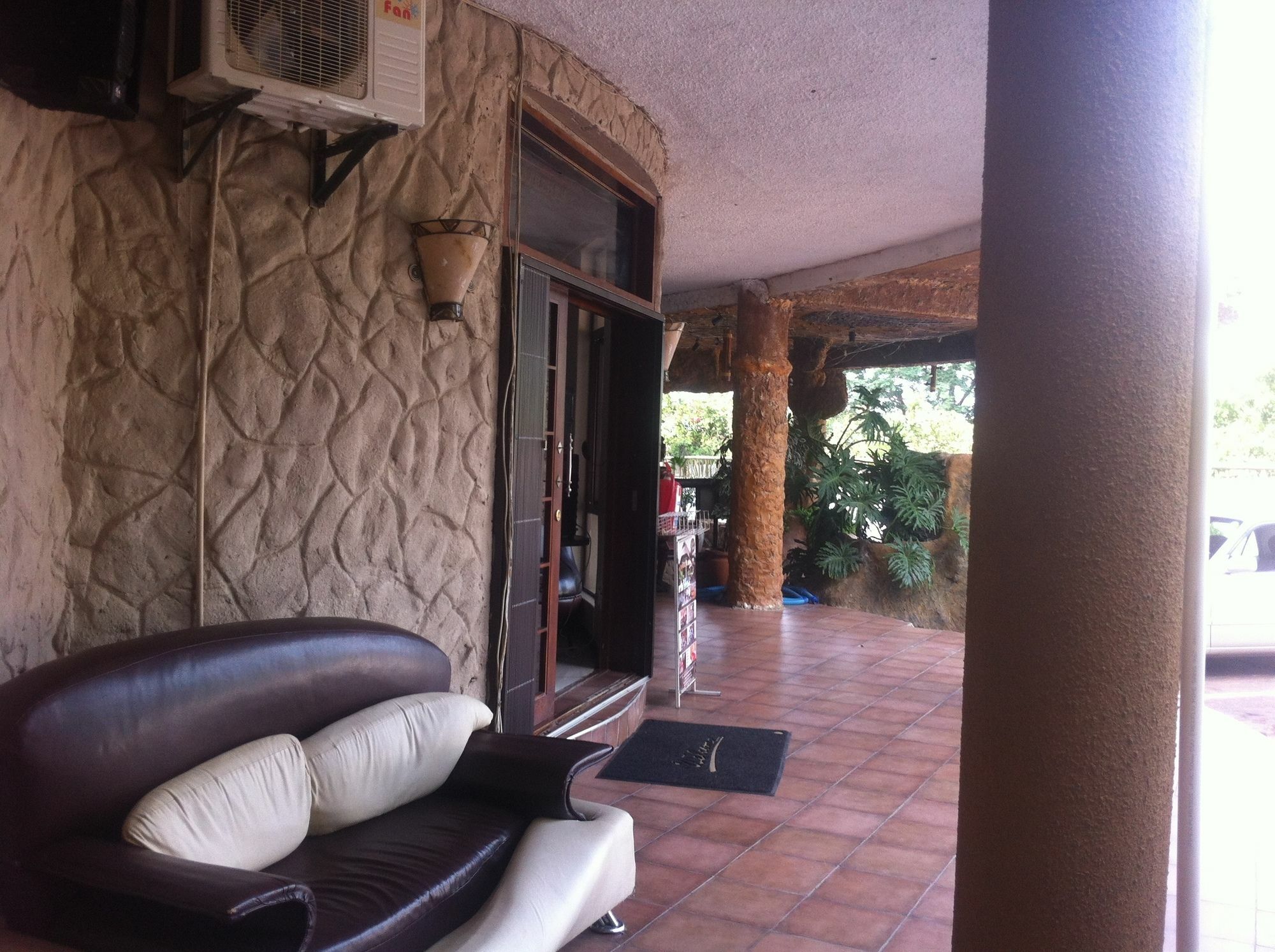 African Home Hotel Gaborone Luaran gambar